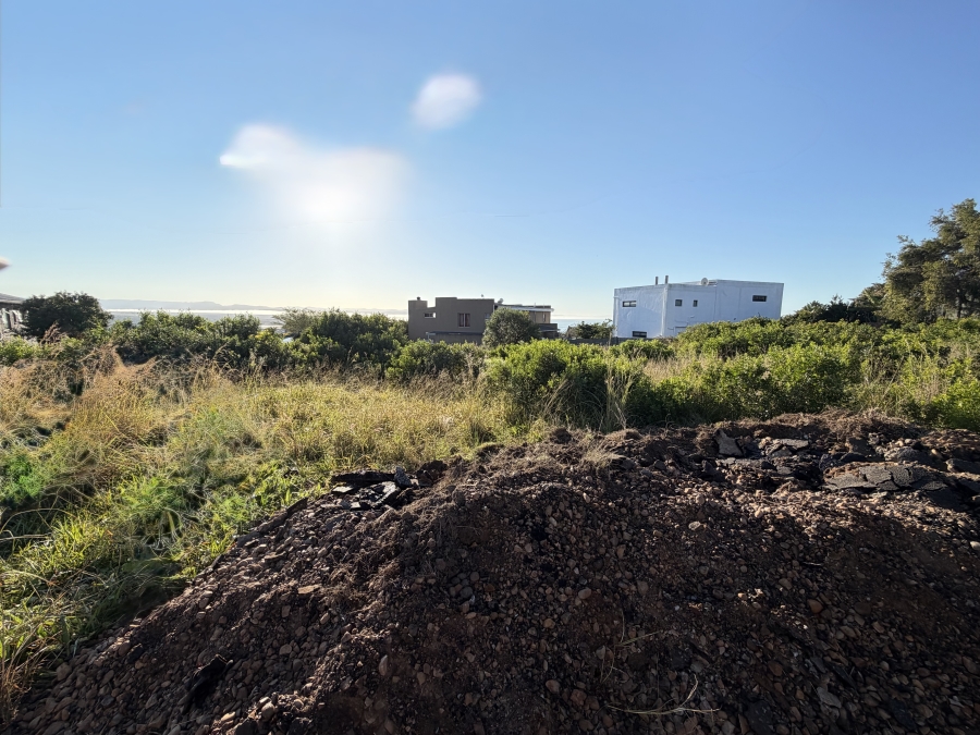 0 Bedroom Property for Sale in Wavecrest Eastern Cape